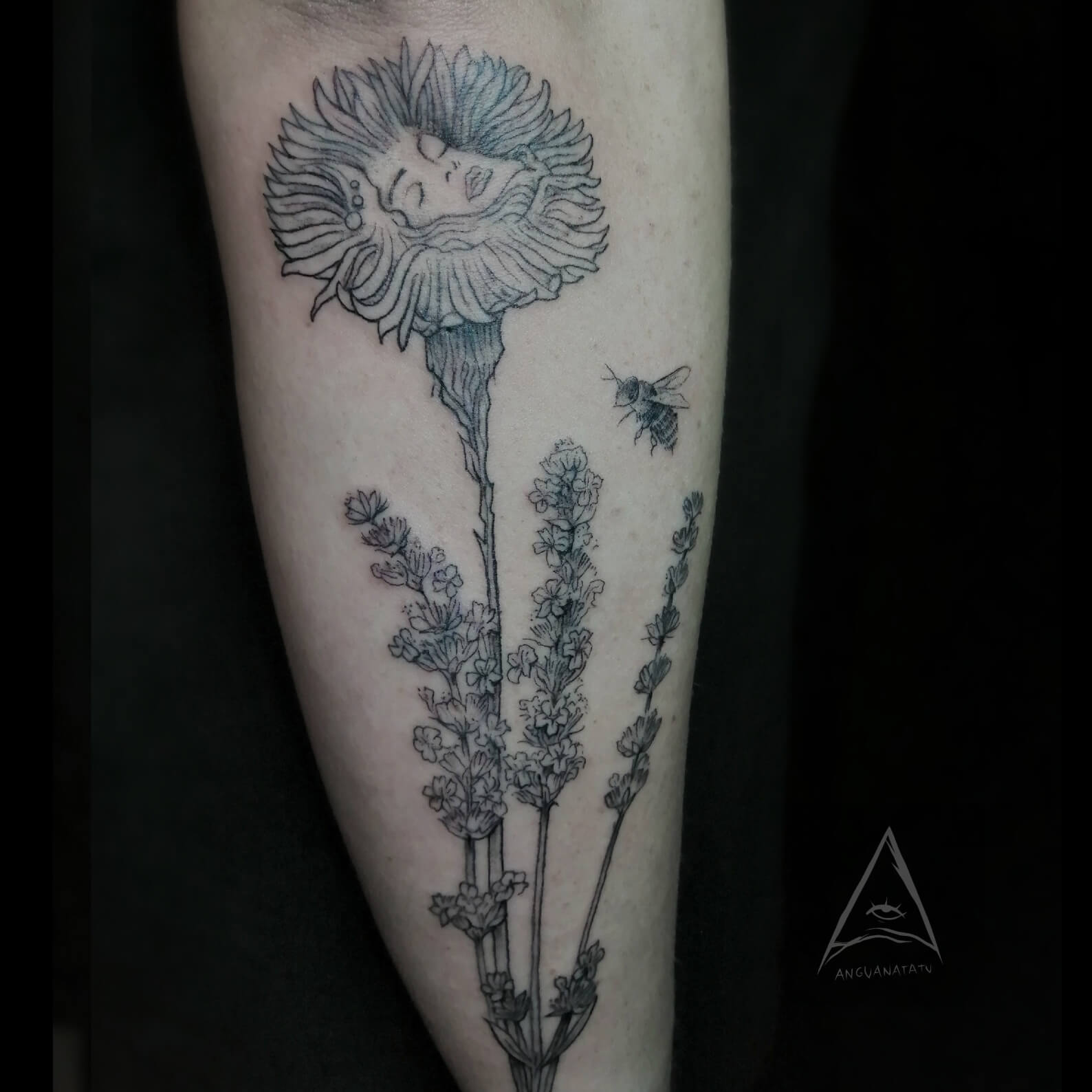 Veronica Merlo @anguanatatu_ink