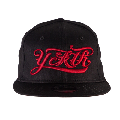 Luxury Hustle Wear 9FIFTY 'YCKTH' Snapback Keps med Röd Logo på Svart