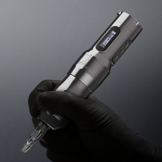 FK Irons One Adjust tatueringsmaskin med justerbart slag - Gunmetal